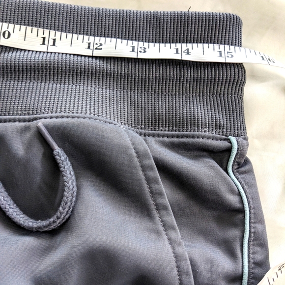 Nike Heritage Women's Track Pants - Picture 10 of 11